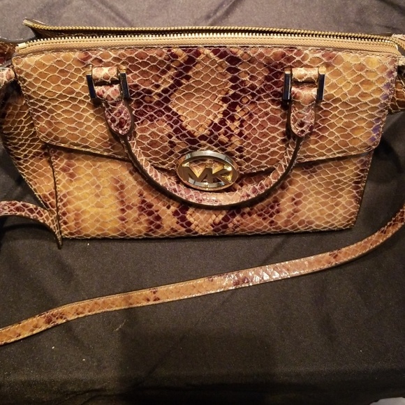 michael kors alligator purse